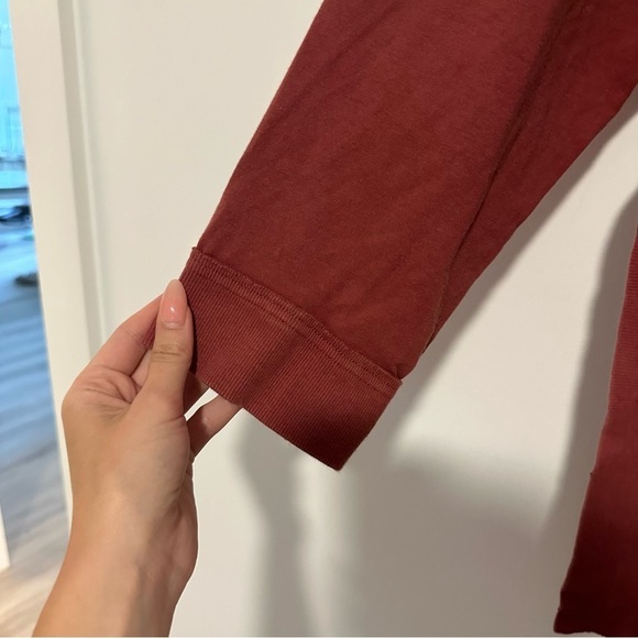 Free people movement red v-neck slit sides long sleeve pull over - Picture 3 of 6